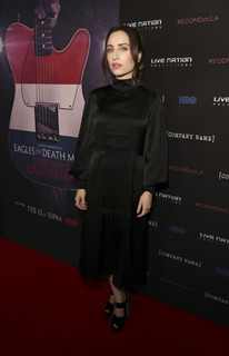 Zoe Lister-Jones feet photo thumbnail