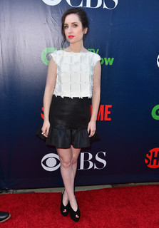 Zoe Lister-Jones feet photo thumbnail