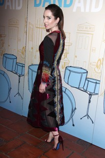 Zoe Lister-Jones feet photo thumbnail