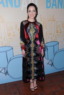 Zoe Lister-Jones feet photo thumbnail
