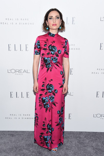 Zoe Lister-Jones feet photo thumbnail