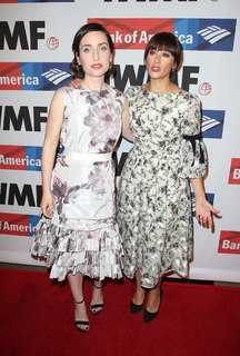 Zoe Lister-Jones feet photo thumbnail