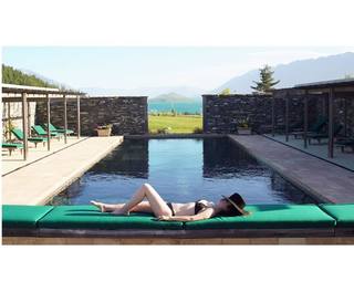 Zoe Lister-Jones feet photo thumbnail
