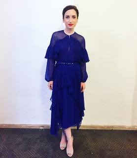 Zoe Lister-Jones feet photo thumbnail