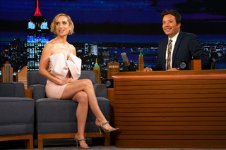 Zoe Lister-Jones feet photo thumbnail