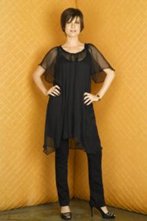 Zoe McLellan feet photo thumbnail