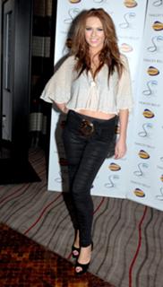 Zoe Salmon feet photo 4