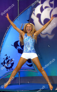Zoe Salmon feet photo 11