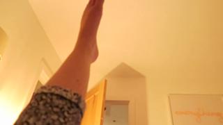 Zoe Sugg feet photo thumbnail