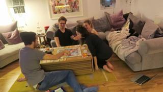 Zoe Sugg feet photo thumbnail