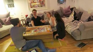 Zoe Sugg feet photo thumbnail