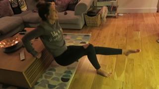 Zoe Sugg feet photo thumbnail