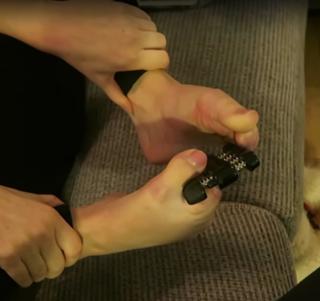 Zoe Sugg feet photo thumbnail