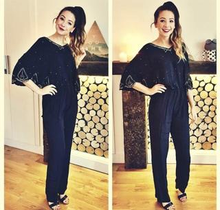 Zoe Sugg feet photo thumbnail