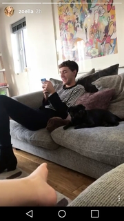 Zoe Sugg feet photo thumbnail