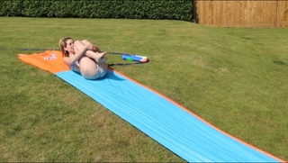 Zoe Sugg feet photo thumbnail