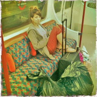 Zoe Sugg feet photo thumbnail