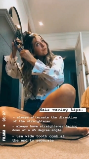 Zoe Sugg feet photo thumbnail
