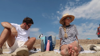 Zoe Sugg feet photo thumbnail