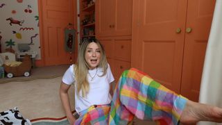 Zoe Sugg feet photo thumbnail
