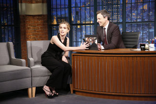 Zoey Deutch feet photo thumbnail