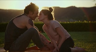 Zoey Deutch feet photo thumbnail