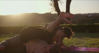 Zoey Deutch feet photo thumbnail