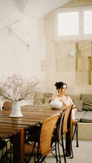 Zoey Deutch feet photo thumbnail