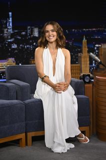 Zoey Deutch feet photo 16