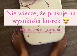 Zofia Zborowska feet photo 8