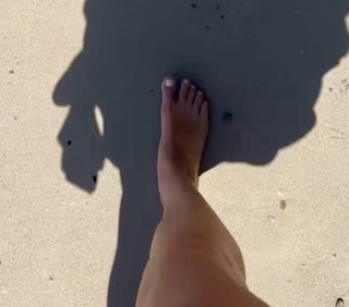 Zofia Zborowska feet photo 3