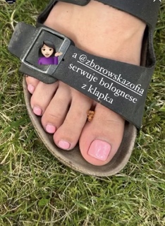 Zofia Zborowska feet photo 7