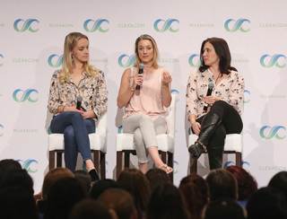 Zoie Palmer feet photo 13