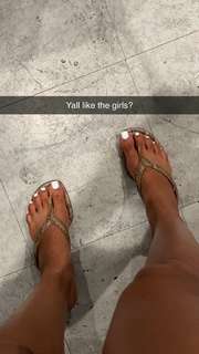 Zolee Griggs feet photo 15