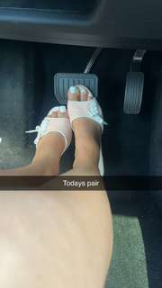 Zolee Griggs feet photo 13