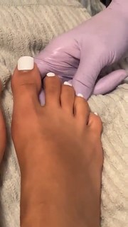 Zolee Griggs feet photo 17