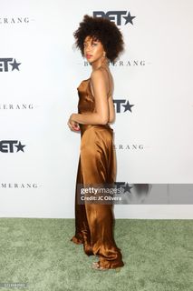 Zolee Griggs feet photo 7