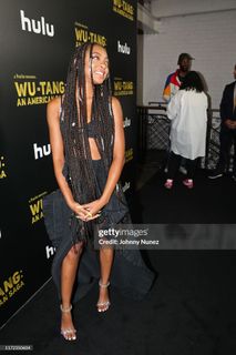 Zolee Griggs feet photo 5