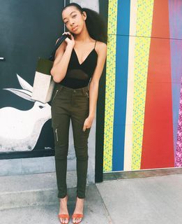 Zolee Griggs feet photo 18