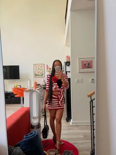Zolee Griggs feet photo 3