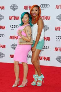 Zonnique feet photo 3