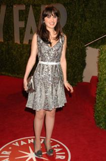 Zooey Deschanel feet photo thumbnail