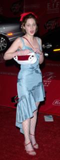 Zooey Deschanel feet photo thumbnail