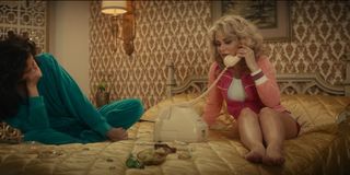 Zooey Deschanel feet photo thumbnail