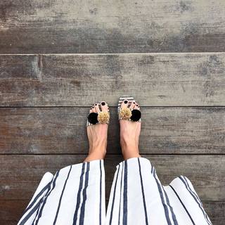 Zora Hejdová feet photo 9