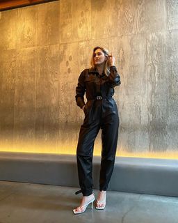 Zora Hejdová feet photo 16