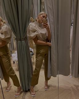 Zora Hejdová feet photo 7