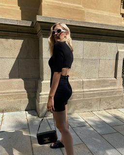 Zora Hejdová feet photo 7