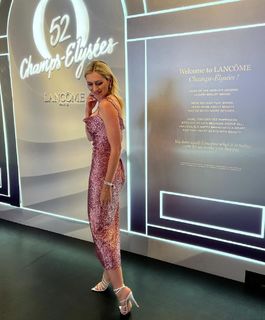 Zora Hejdová feet photo 16