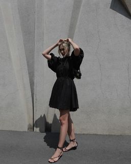 Zora Hejdová feet photo 12